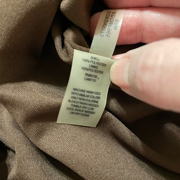 Ellen Tracy Brown Sleeveless Sheath with Mid-Century Gold Metal Accent Size 6 - Picture 10 of 12